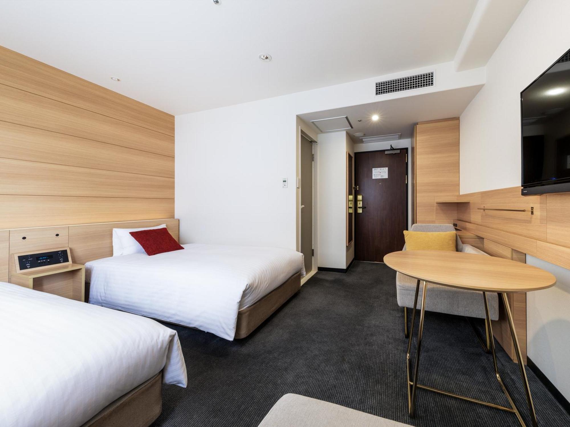 Nishitetsu Inn Shinjuku — Photos 2